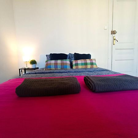 By Urquinaona Rooms Barcelona Zewnętrze zdjęcie