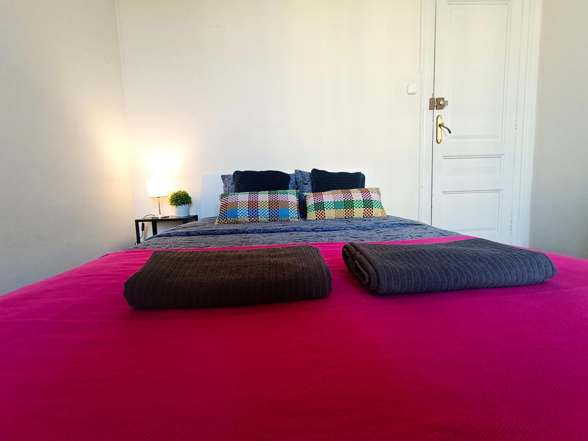 By Urquinaona Rooms Barcelona Zewnętrze zdjęcie