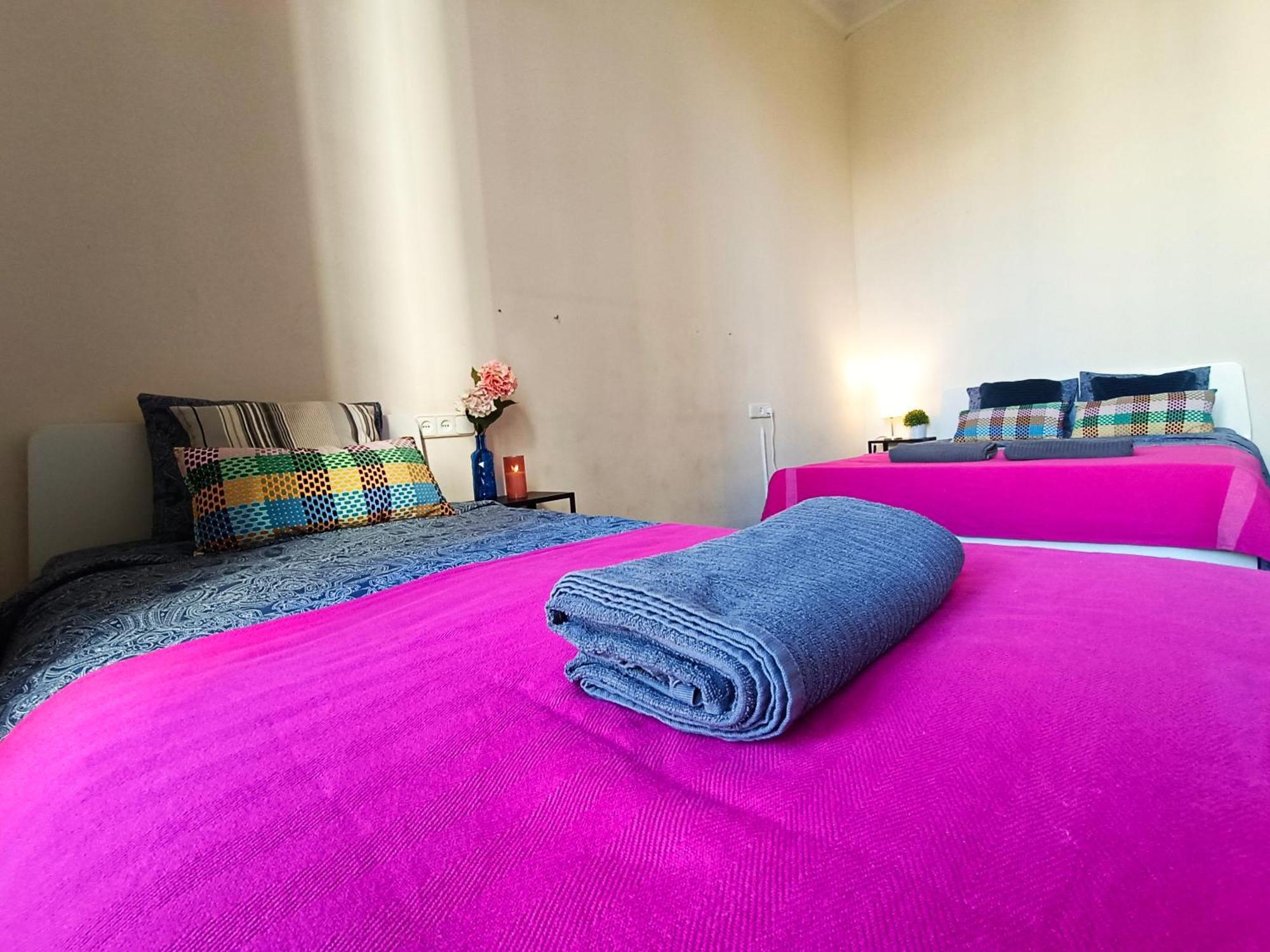 By Urquinaona Rooms Barcelona Zewnętrze zdjęcie